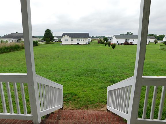 5th image of 107 Spoonbill Dr