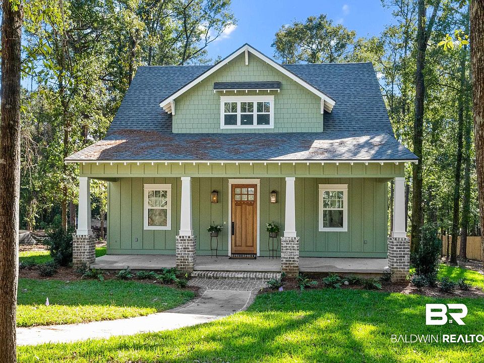 1st image of 310 Beall Ln