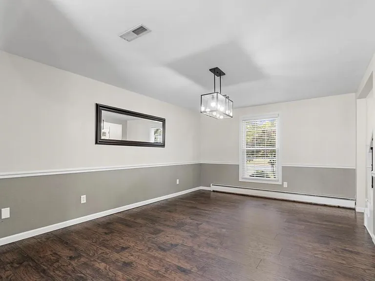 2930 Old Orchard Rd — Photo 5