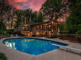 1 Chowan Rd, Greensboro, NC 27407