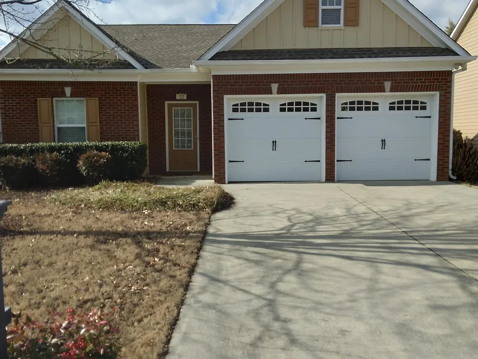 12 Penfield Dr