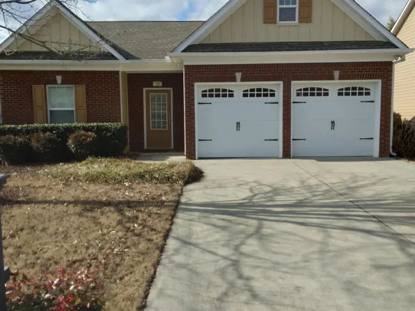 12 Penfield Dr, Cartersville, GA 30120