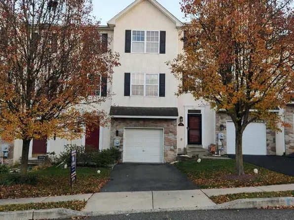 1644 Brynne Ln, Pottstown, PA 19464