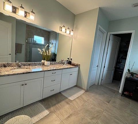 3rd image of 2115 Trift Bridge Cir