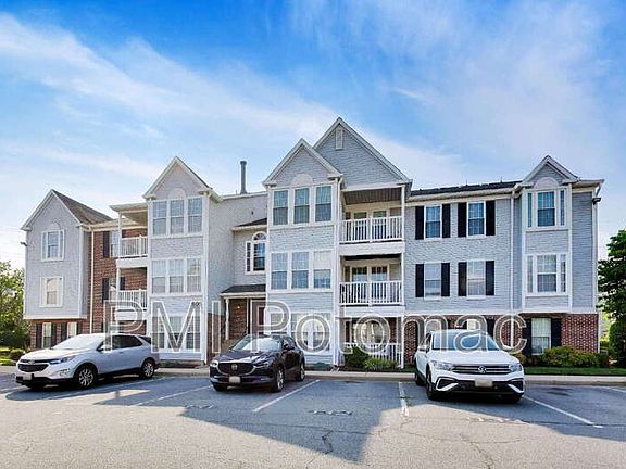 3rd image of 605 Himes Ave Unit 111