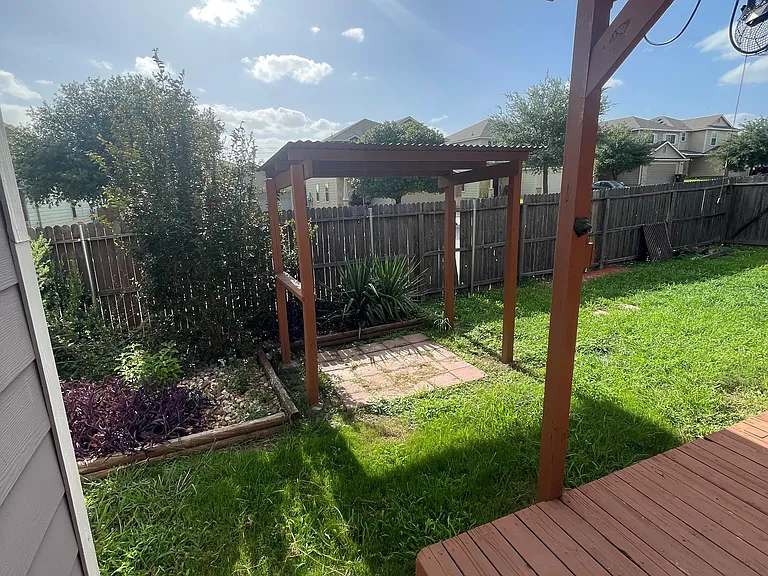 10943 Livewater Trl — Photo 9