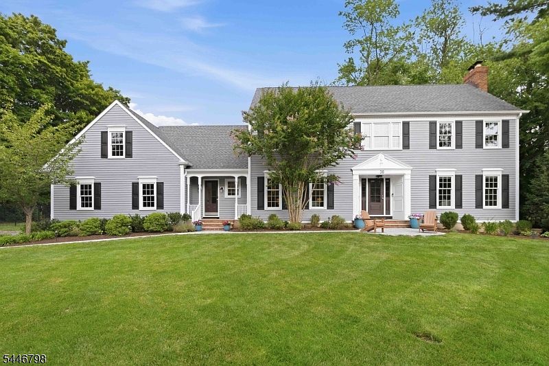 1st image of 38 Woodmere Dr
