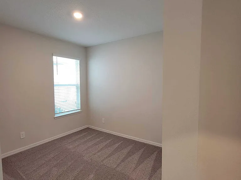 2720 Plume Rd — Photo 6