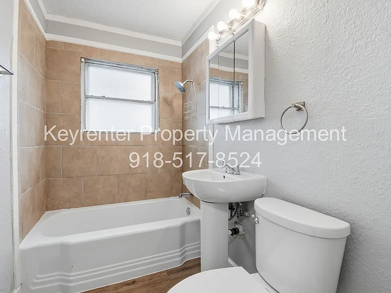 3912 E Admiral Ct — Photo 10