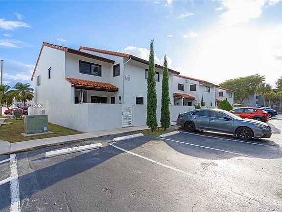 2nd image of 6201 SW 138th Ct APT A
