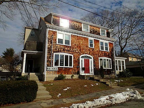 2nd image of 11 Hawthorne Ave