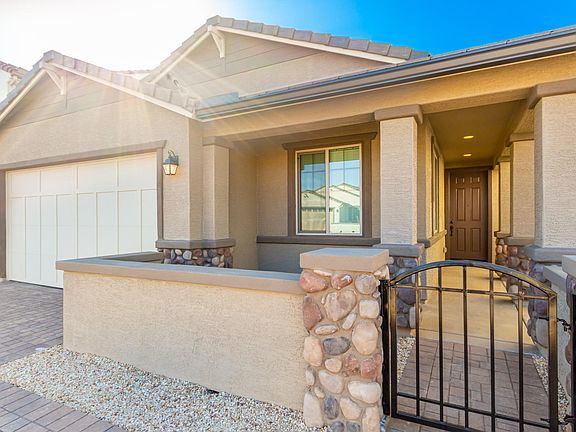 3rd image of 9037 W San Miguel Ave
