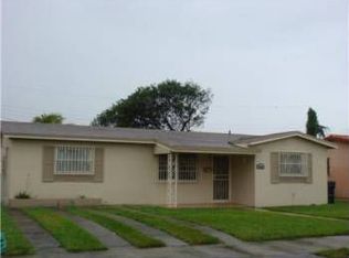 10250 SW 6th St, Sweetwater, FL 33174