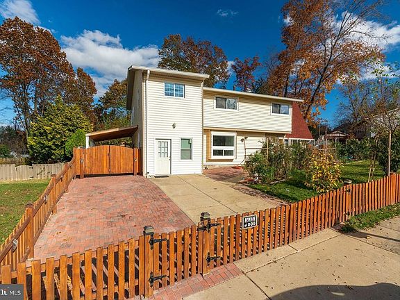 2nd image of 2512 Linwood Ln #2A