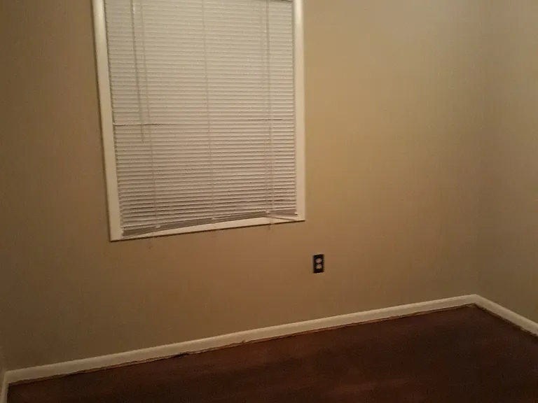 414 Sarah Dr — Photo 28