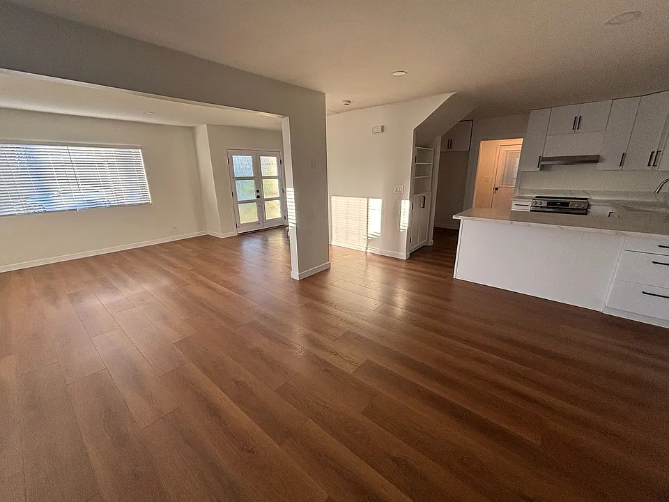 2217 Voorhees Ave