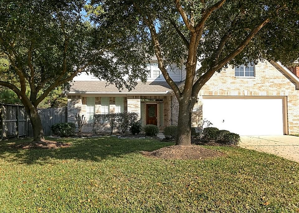 1st image of 15722 Clear Pointe Dr