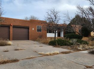 2578 Calle Delfino, Santa Fe, NM 87505