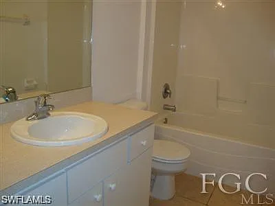 2112 Chiquita Blvd N — Photo 7