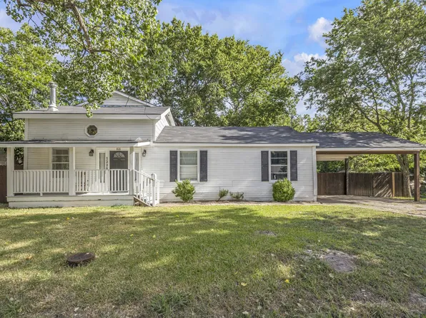 1220 Stanford St, Greenville, TX 75401