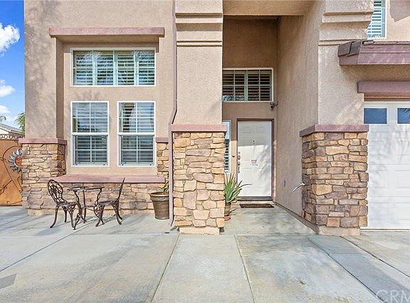 3rd image of 147 Mustang Way
