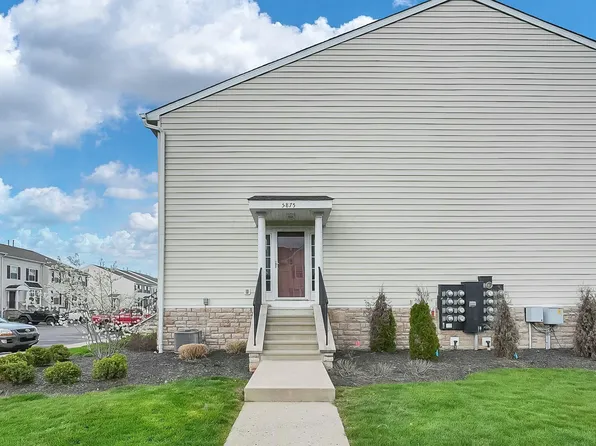 5875 Andrew John Dr #16, New Albany, OH 43054