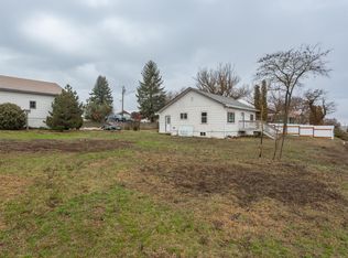 265 SW South 1st St, Creston, WA 99117