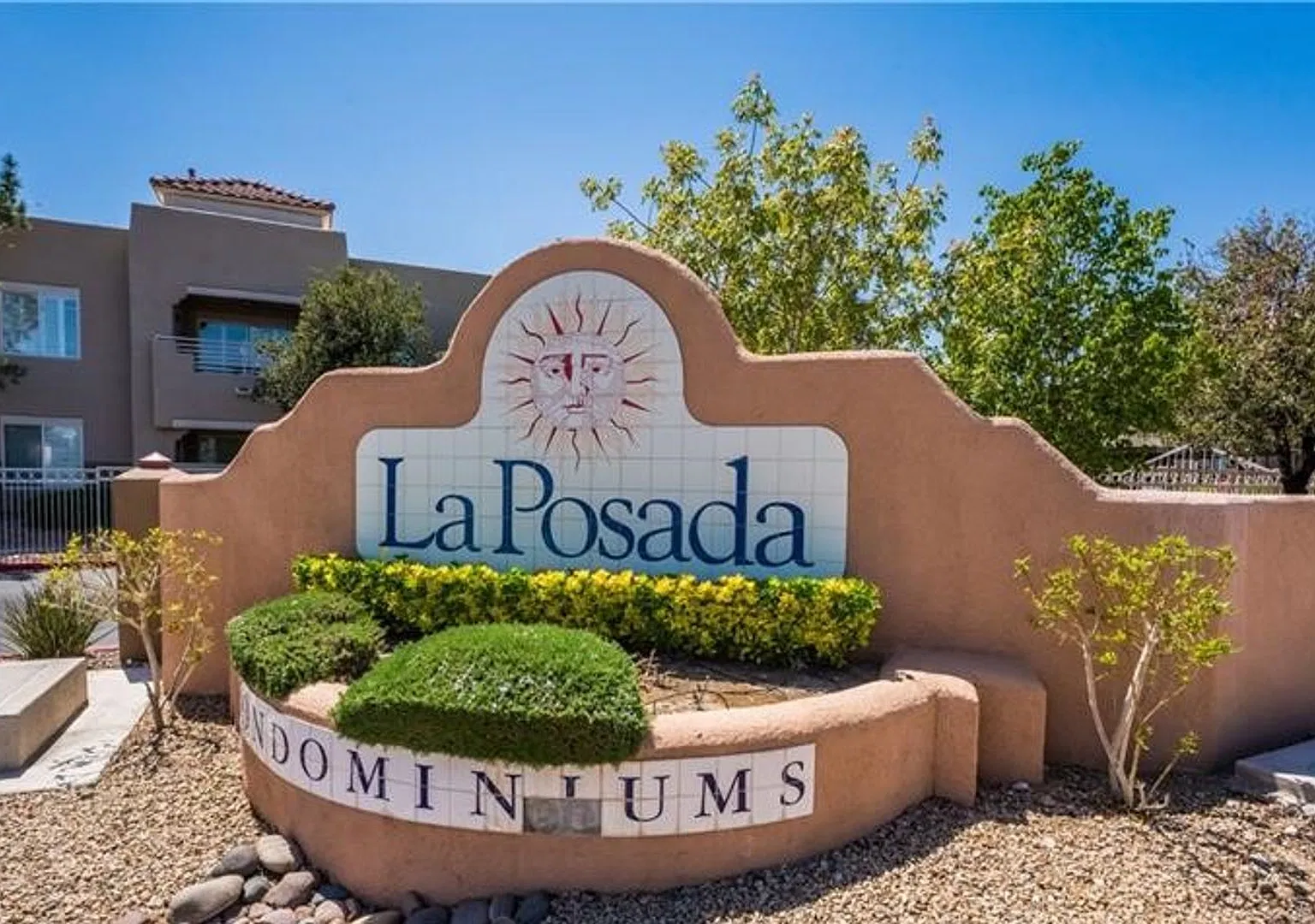 2 bedroom condo - Summerlin — Photo 2