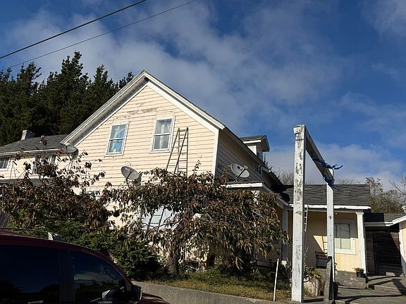 2nd image of 637 Fernbridge Dr
