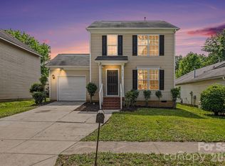 6325 Linda Vista Ln, Charlotte, NC 28216