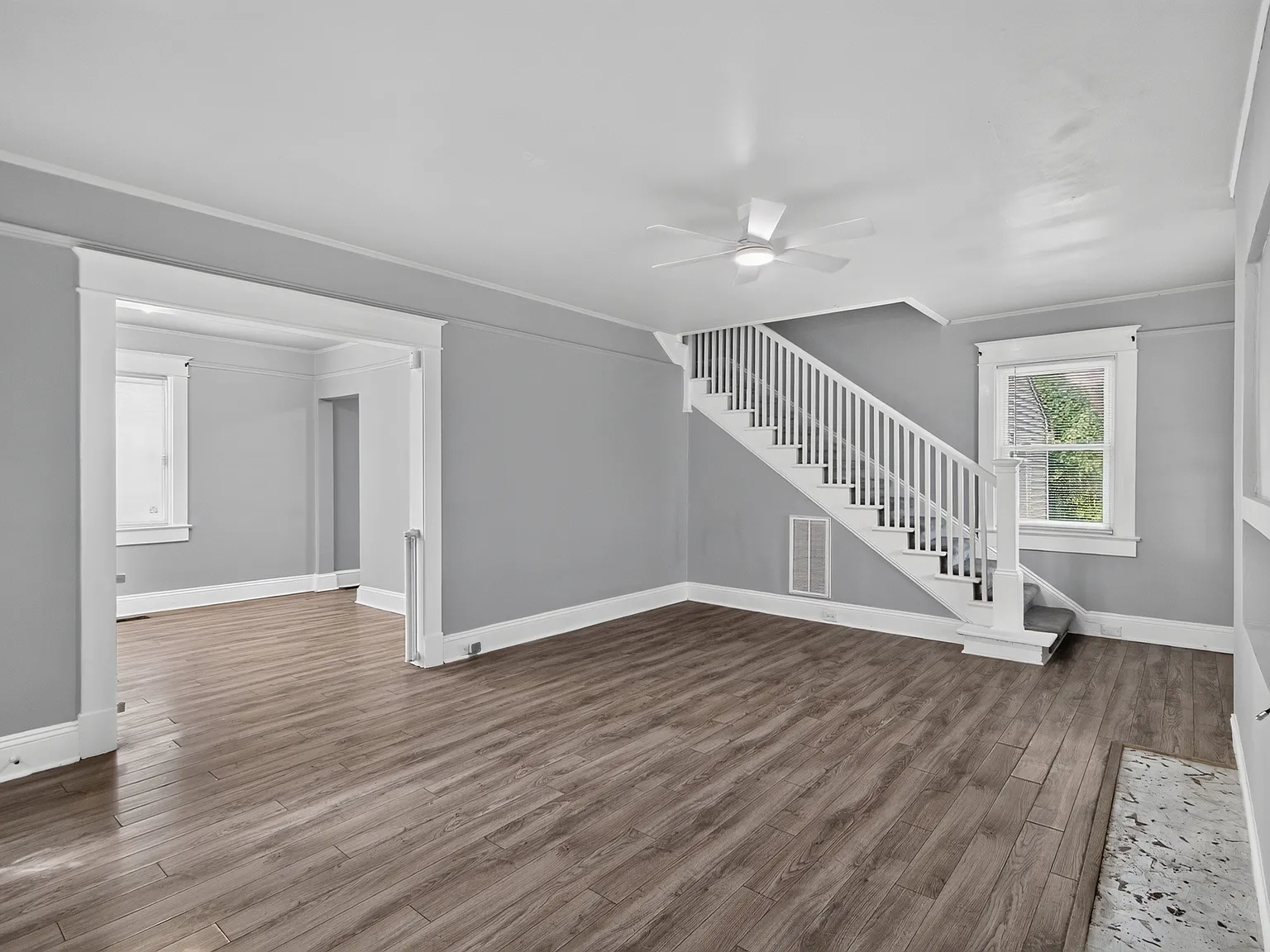 3 bed, 1.5 bath, 1231 sqft, $1,950 — Photo 4