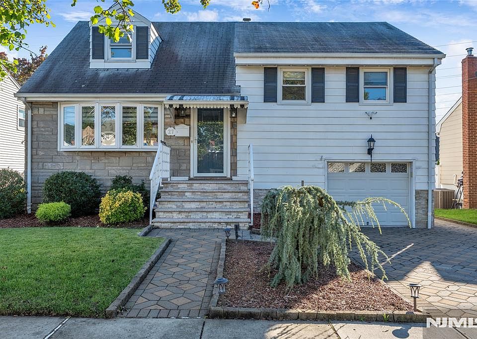 1st image of 27 Bogle Avenue