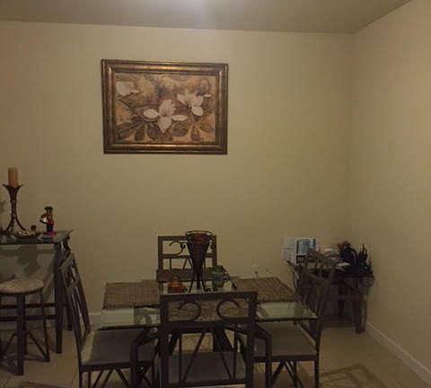 4th image of 568 SE 32nd Ave #0