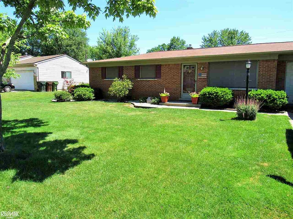1st image of 47350 Nita St
