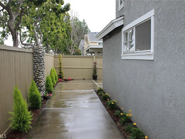 73 Fox Holw — Photo 10