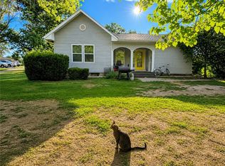 1008 N D St, Rogers, AR 72756