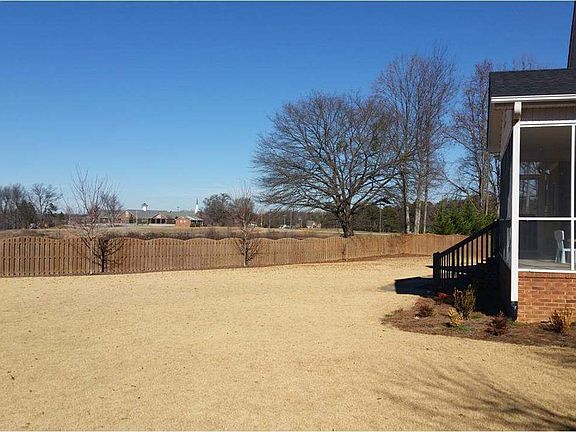 4th image of 11 Wildflower Ct