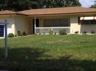 1811 Ridgeway Dr, Clearwater, FL 33755