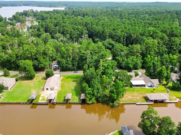 Lakeway Dr, Trinity, TX 75862