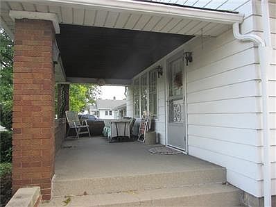 Nice shaded front porch, 473 S. Luett.