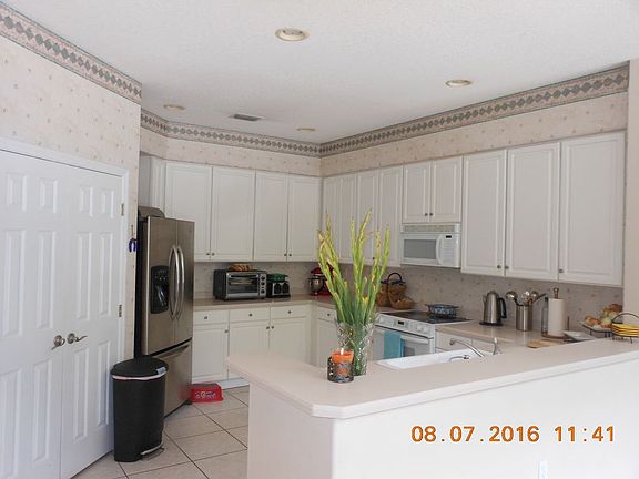 4th image of 2400 Christammy Ct