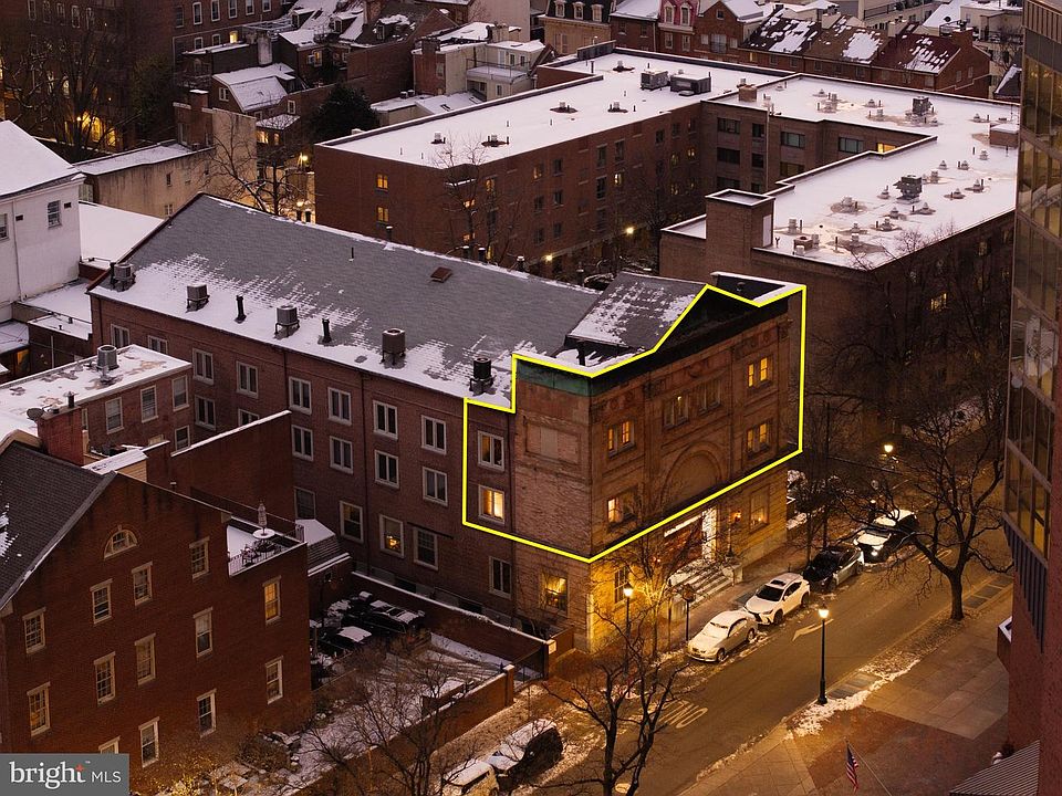 1st image of 810 Locust St APT 201