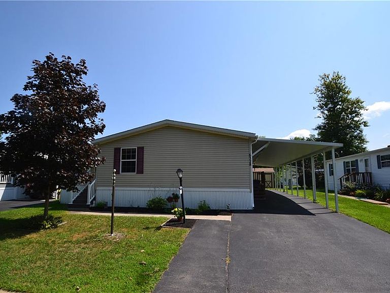 6328 Whispering Woods Dr Williamson, NY, 14589 Apartments for Rent