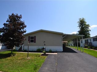 6328 Whispering Woods Dr #94, Williamson, NY 14589