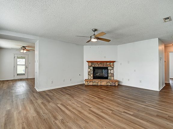 3rd image of 6883 W Burlington Dr