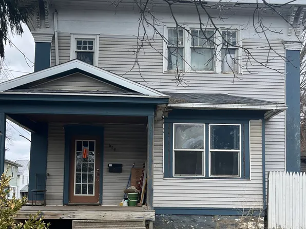 614 W Willow St, Lansing, MI 48906