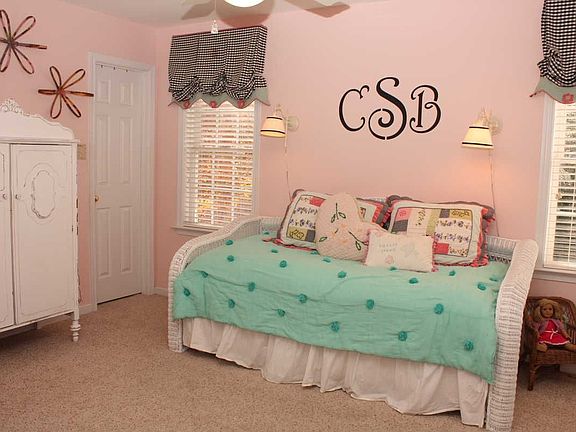 5th image of 9065 Waldelock Pl
