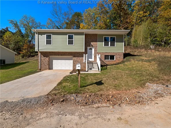 849 Valley Dr, Dunbar, WV 25064
