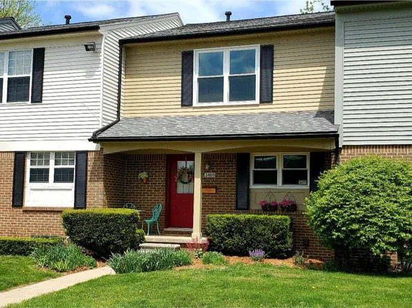 3480 Burbank Dr, Ann Arbor, MI 48105