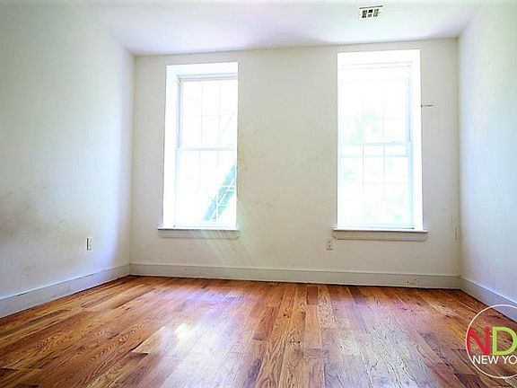 5th image of 1107 Putnam Ave APT 2